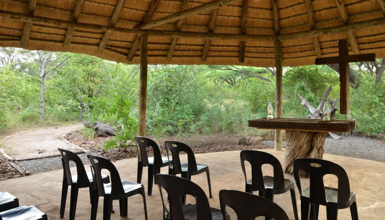 Muchenje self-catering Tents Exterior foto
